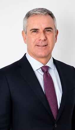 Dr Nigel Finch